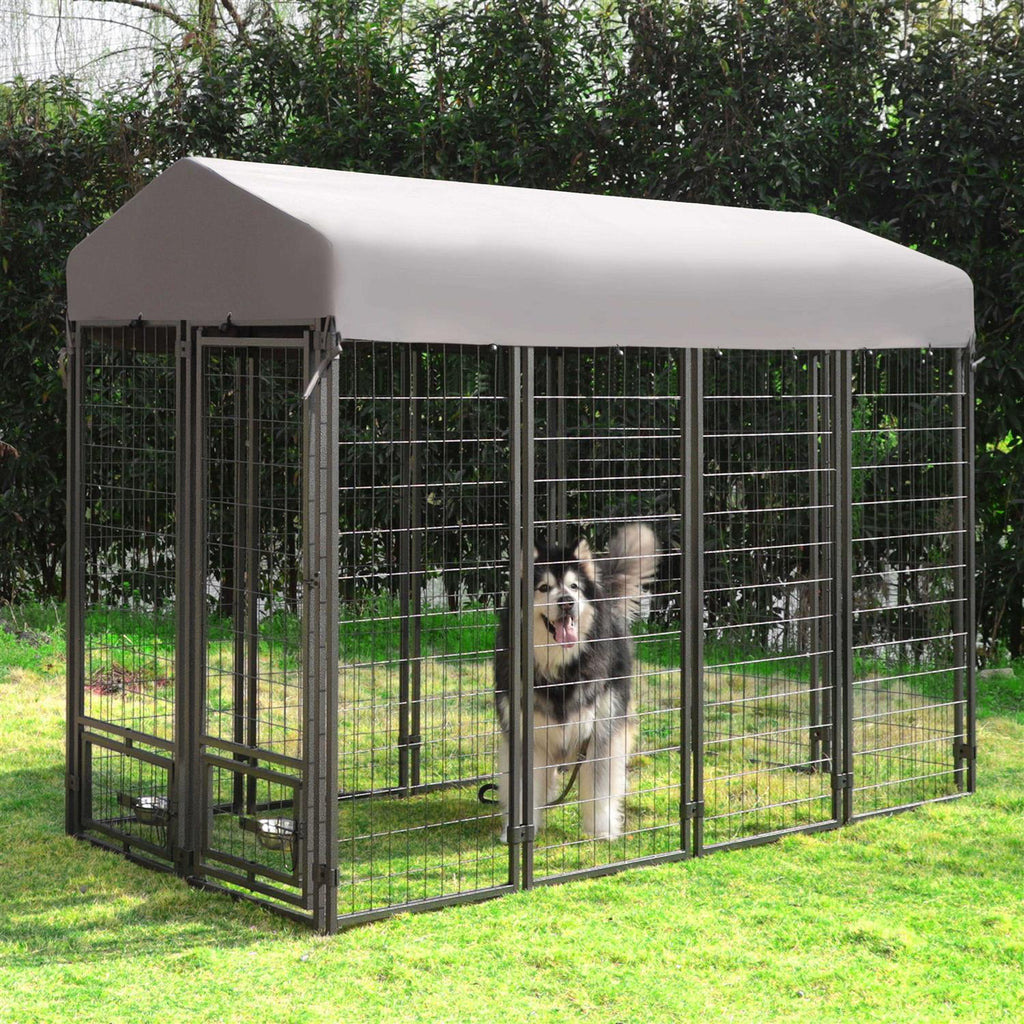 Outdoor Dog Kennel with Feeding Door and Cover X580257