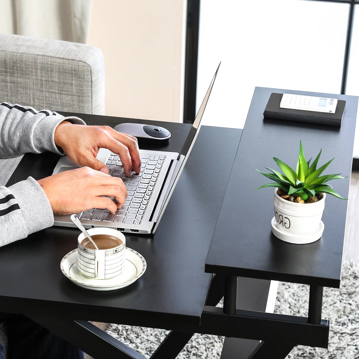 27-Inch Computer Desk with Monitor Shelf S36938