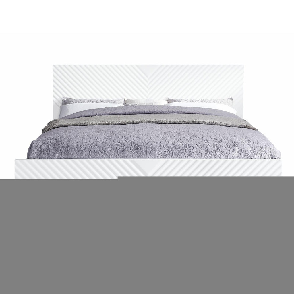 Queen Bed White High Gloss Finish R391434