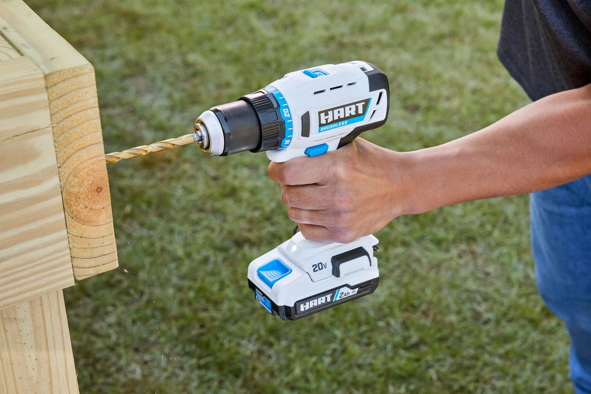 20-Volt Brushless 1/2-inch Drill/Driver Kit C47798