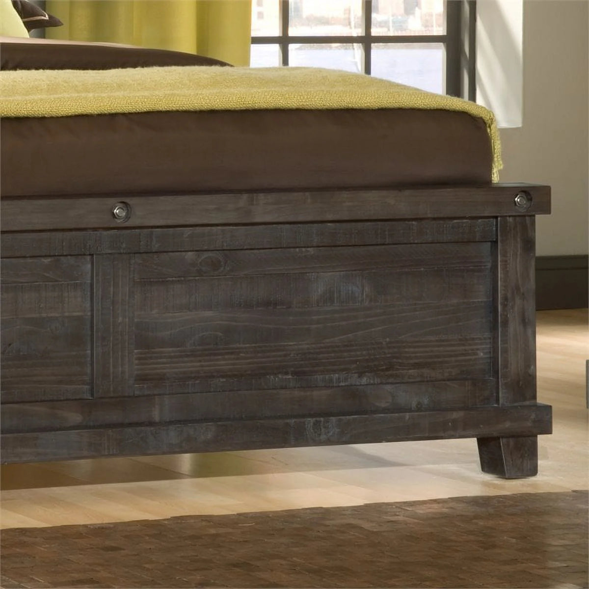 King Solid Pine Wood Panel Bed B32105