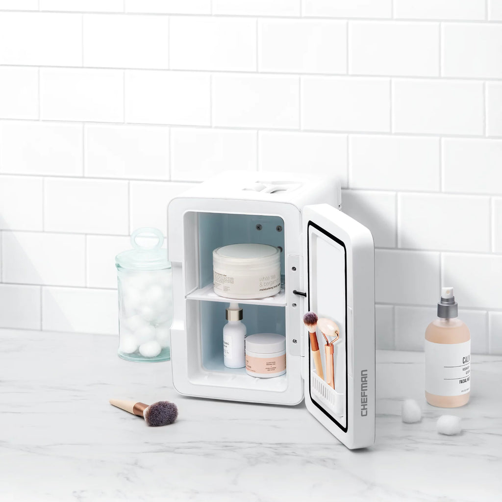 White 6L Mini Fridge with LED Light Q157734