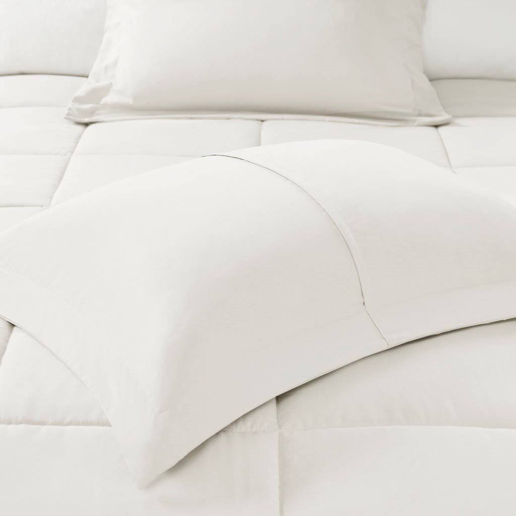 Blue King/Cal King Down Alternative Comforter Mini Set E200