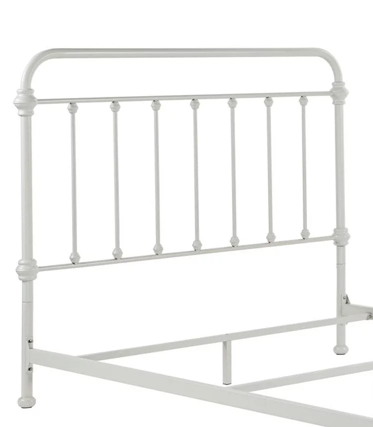 Queen Metal Bed Y783293