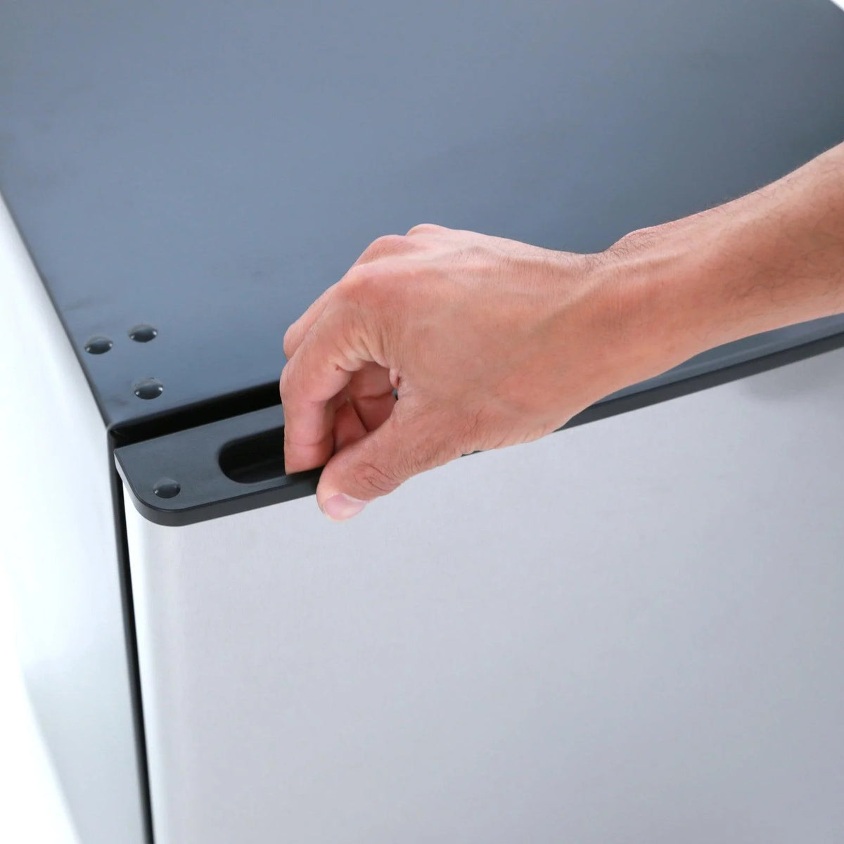 Compact Refrigerator Black On Stainless X2065
