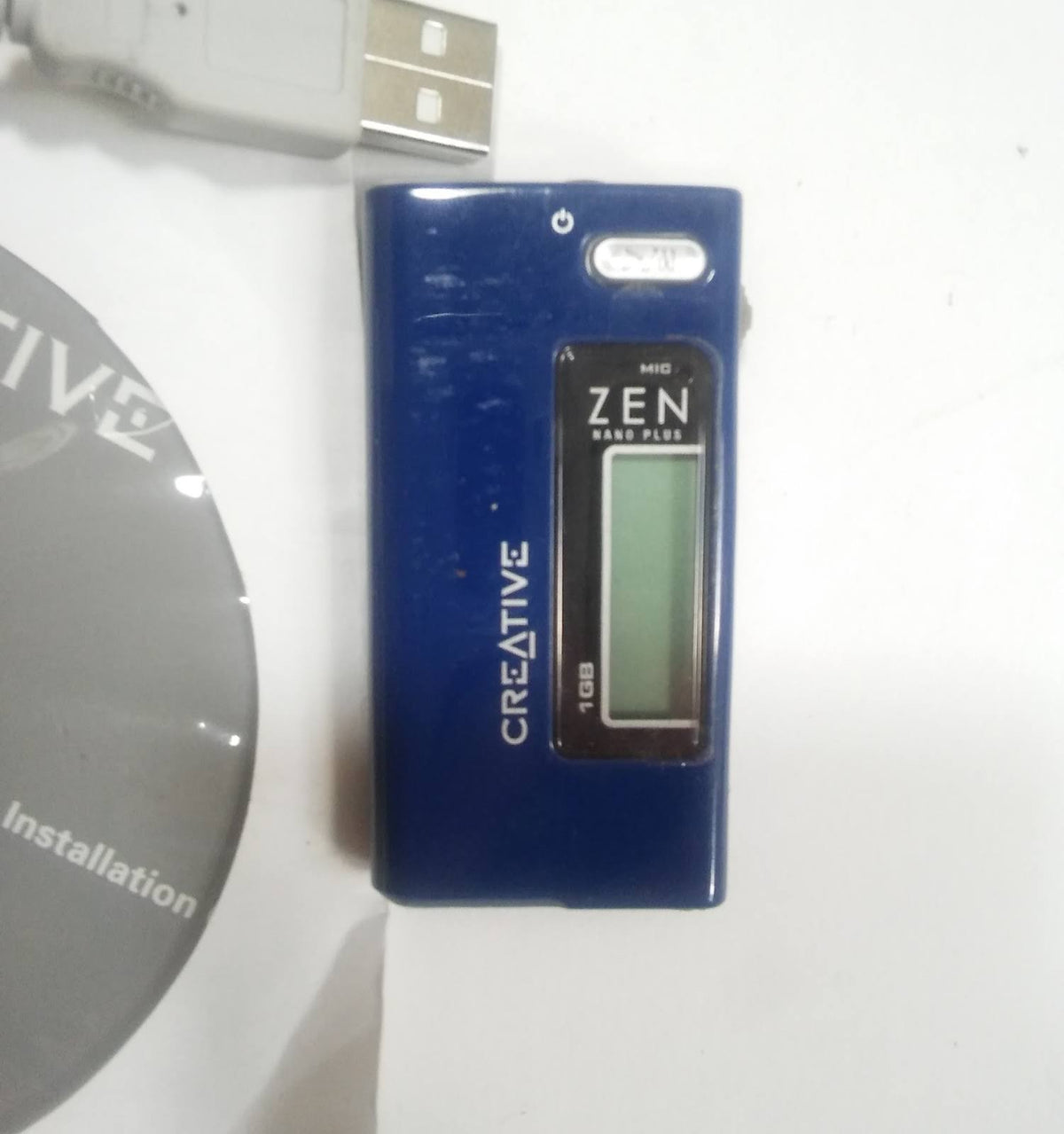 1 GB Blue MP3 Player C77004