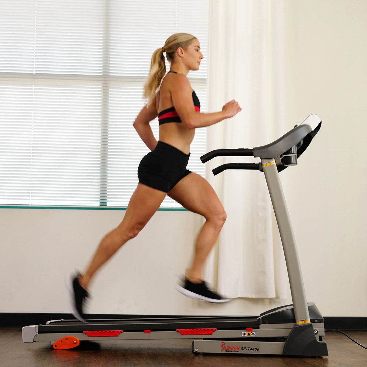 Manual Incline Folding Treadmill with Pulse Sensors L16663