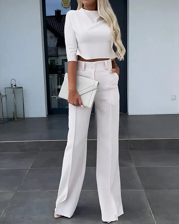 Wide-Leg Pants with Double Button Front E3445