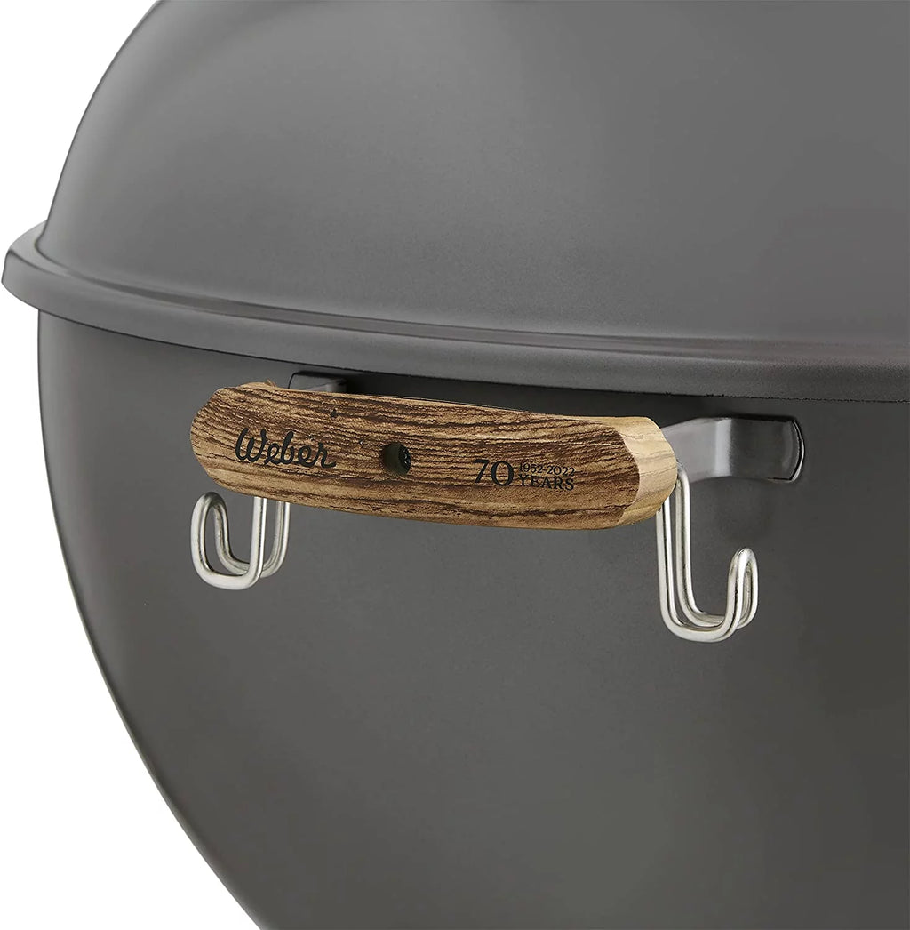22 in. Kettle Charcoal Grill P281