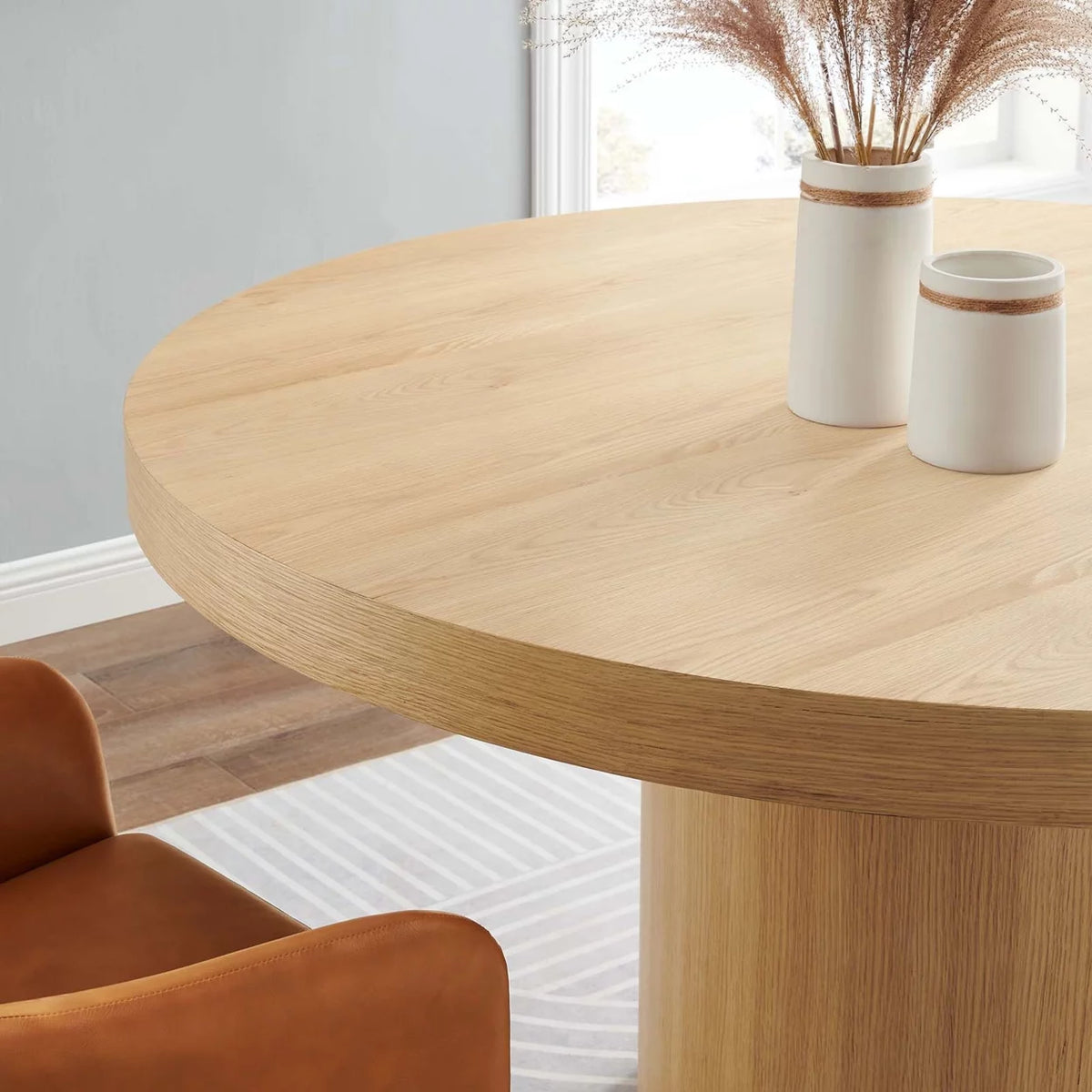 Round Dining Table E99076