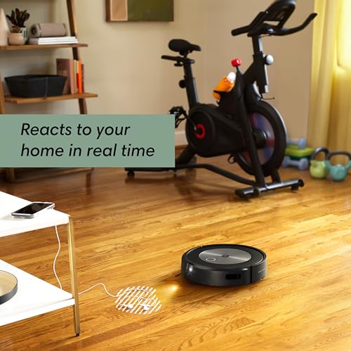 Self-Emptying Robot Vacuum M44472